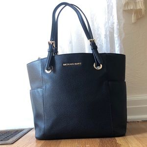BRAND NEW MICHAEL KORS Jet Set Tote